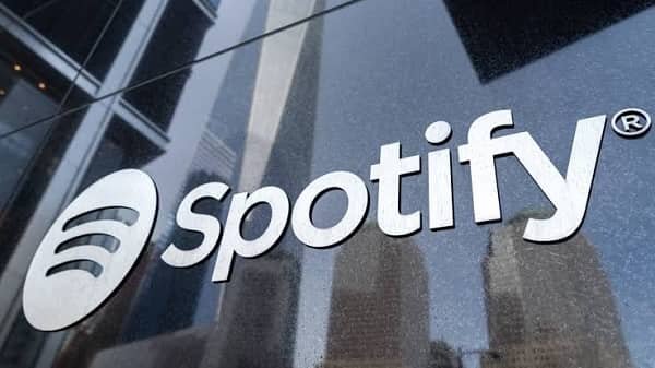 Spotify Business Model: How Does Spotify Make Money?