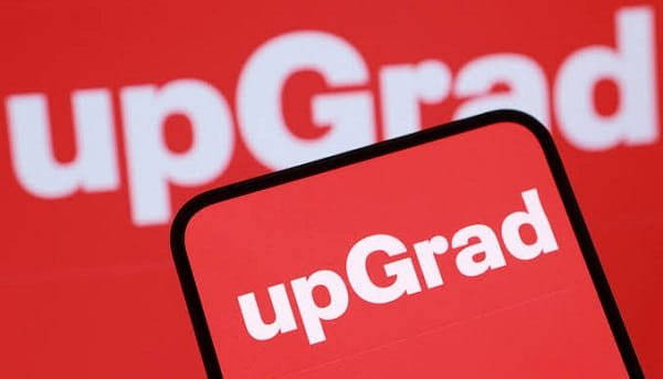 upGrad Business Model: How Does upGrad Make Money?